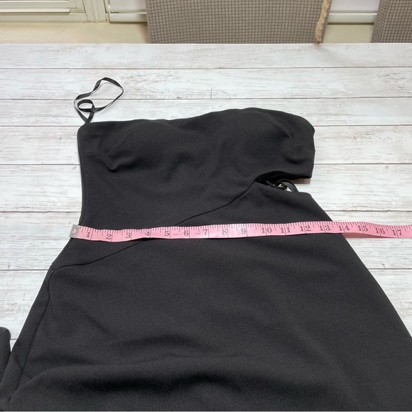 AQUA
Scuba Crepe One-Shoulder Dress - 100% Exclusive Black Size 4 form fitting - Picture 6 of 12